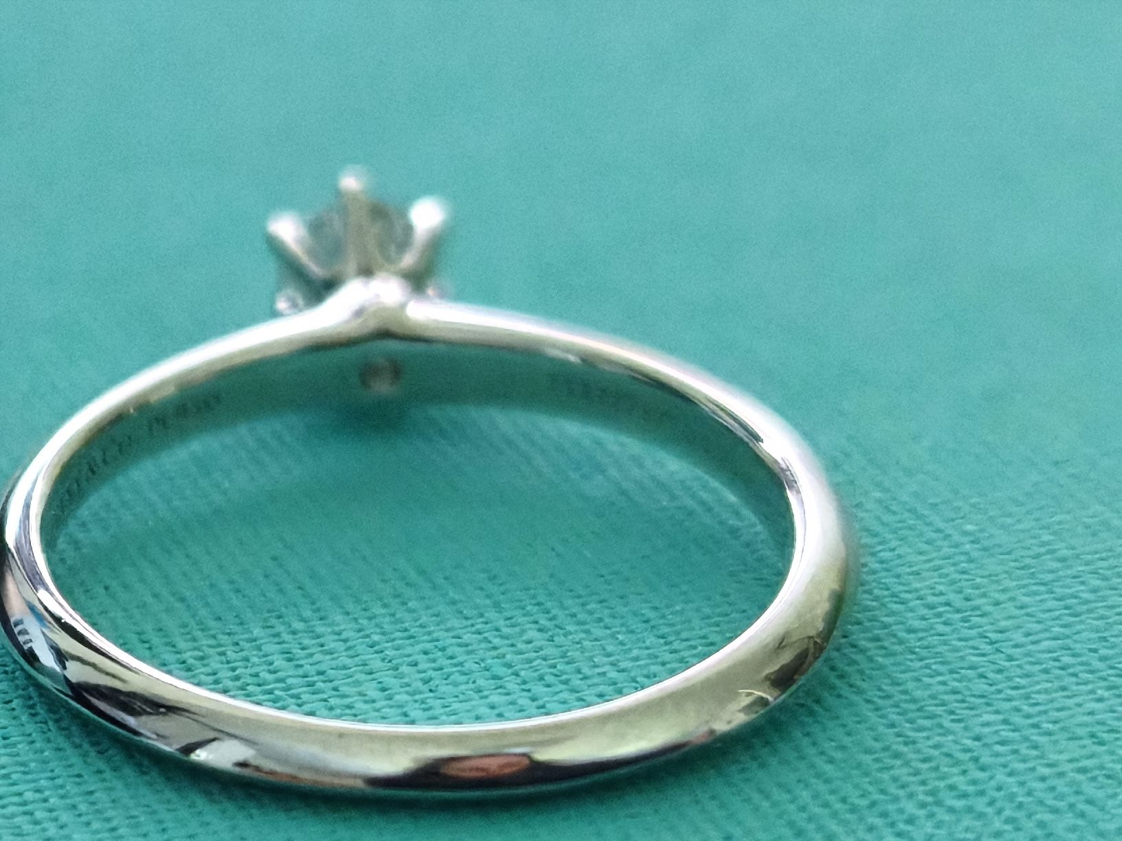 Tiffany & Co. Anelli: Tiffany Solitaire Diamant Ring – Nuovo (secondo la descrizione) da Kreuzlingen venduto da dad_9x7b 3