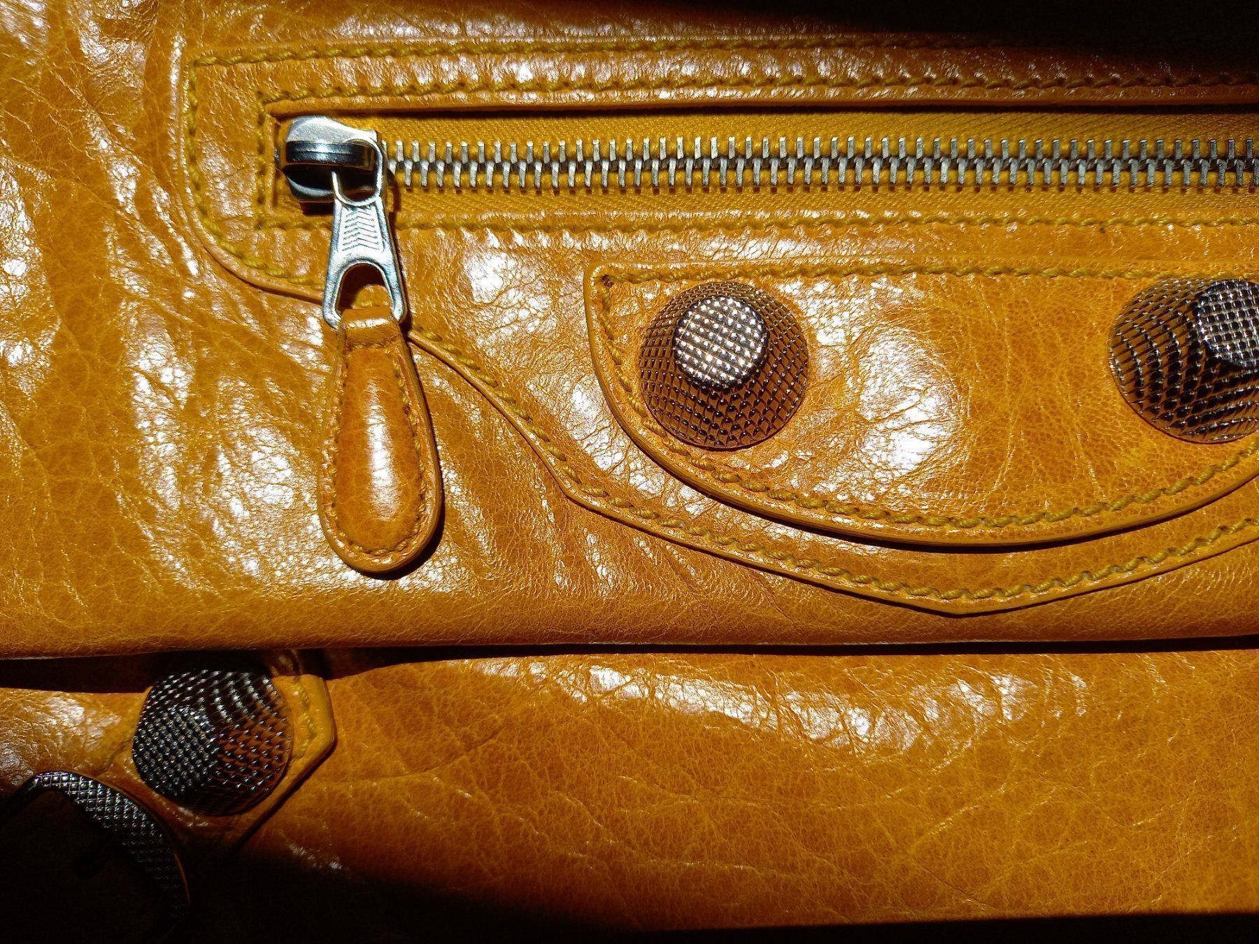 Balenciaga Borse da donna: Balenciaga Envelope Leder Clutch – Usato da Volketswil venduto da ronbons 2