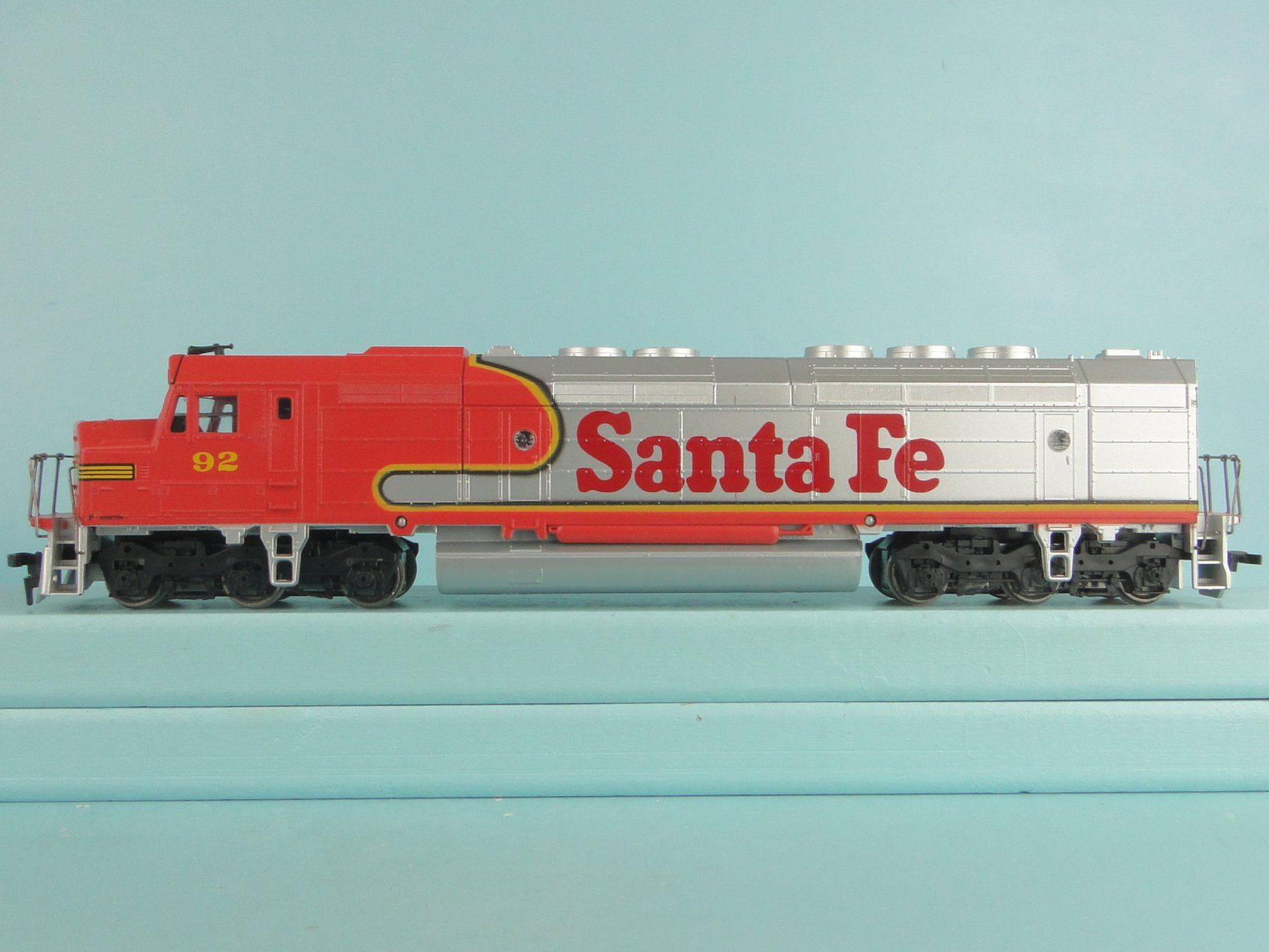 Modellini di ferrovie: Athearn 3621 Santa Fe FP 45 – Usato da Bülach venduto da cann11 7