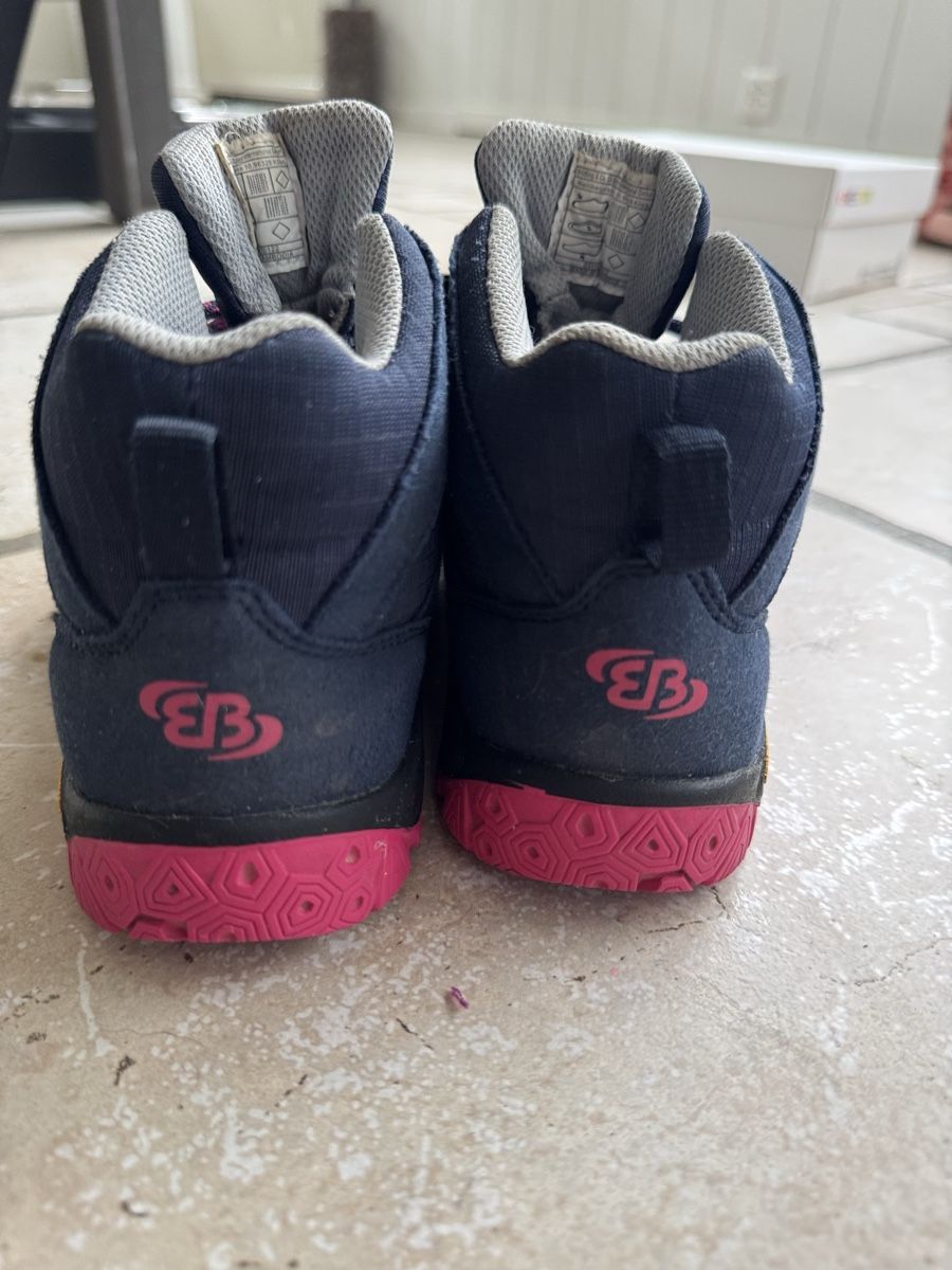Scarpe da uomo: Brütting Wanderschuhe, Gr. 32, guter Zustand – Usato da Allschwil venduto da cconnie 3