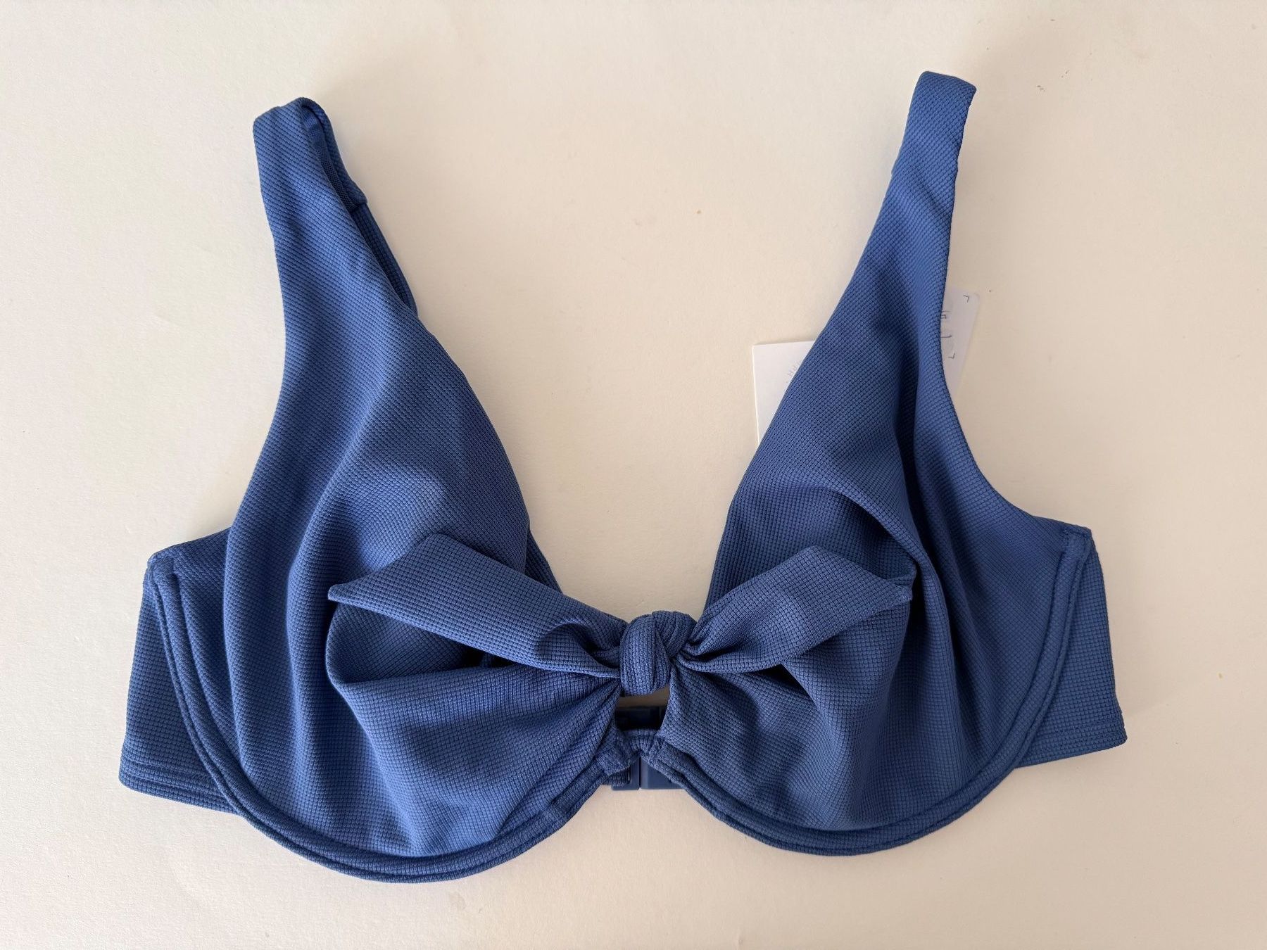 Triumph Costumi da bagno & Bikini: TRIUMPH, Bikini-Top SUMMER GLOW, Grösse 38D, Farbe Blau – Nuovo e nell'imballaggio originale da Rudolfstetten venduto da gst_g7xl