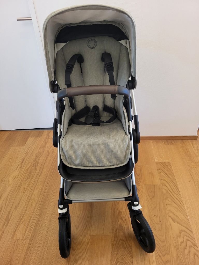 Bugaboo Carrozzine: Bugaboo Fox 2 Kinderwagen, guter Zustand – Usato da Oberneunforn venduto da Bumbam 1