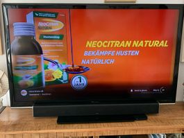 Hisense Fernseher mit Soundbar und Xiaomi Mi Box