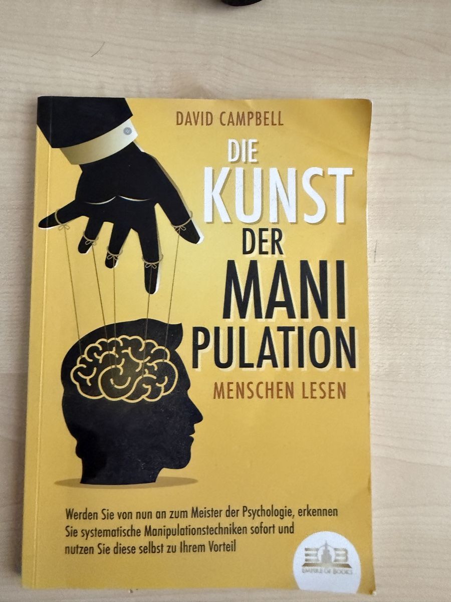 Bücher: Die Kunst der Manipulation  – Gebraucht aus Sennhof von furkanAlb
