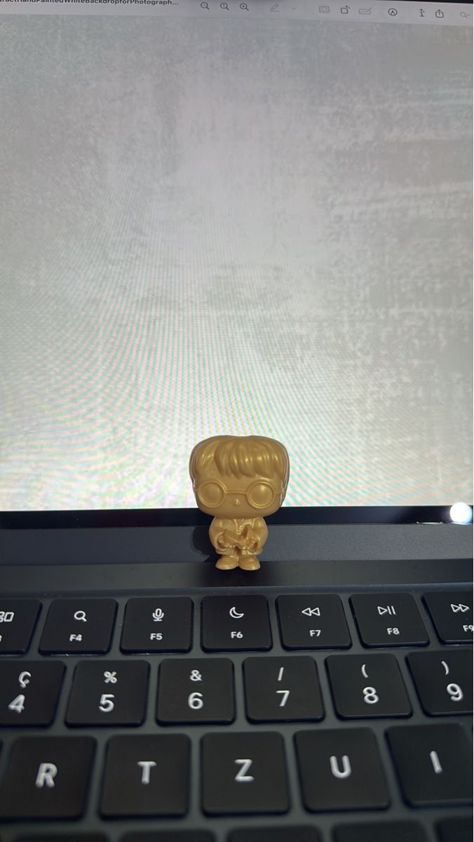 Funko Statuette: Funko Pop Harry Potter gold – Nuovo (secondo la descrizione) da Brienz BE venduto da Federica__caccia