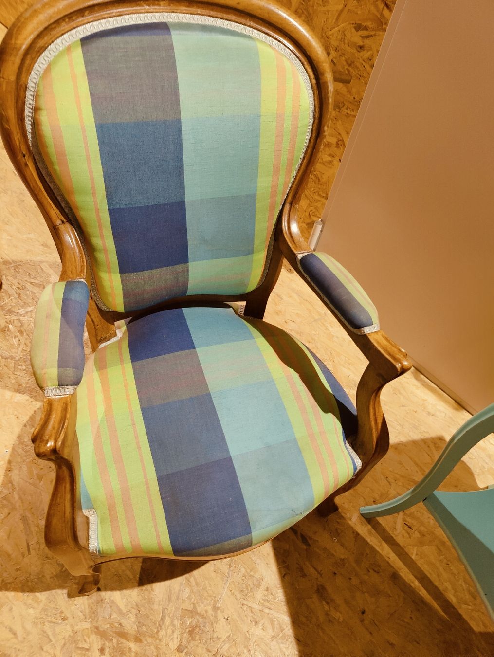 Sessel: Vintage Sitzgruppe: 3 Sessel & Tisch – Neu (gemäss Beschreibung) aus Menznau von jul_l5bd 6