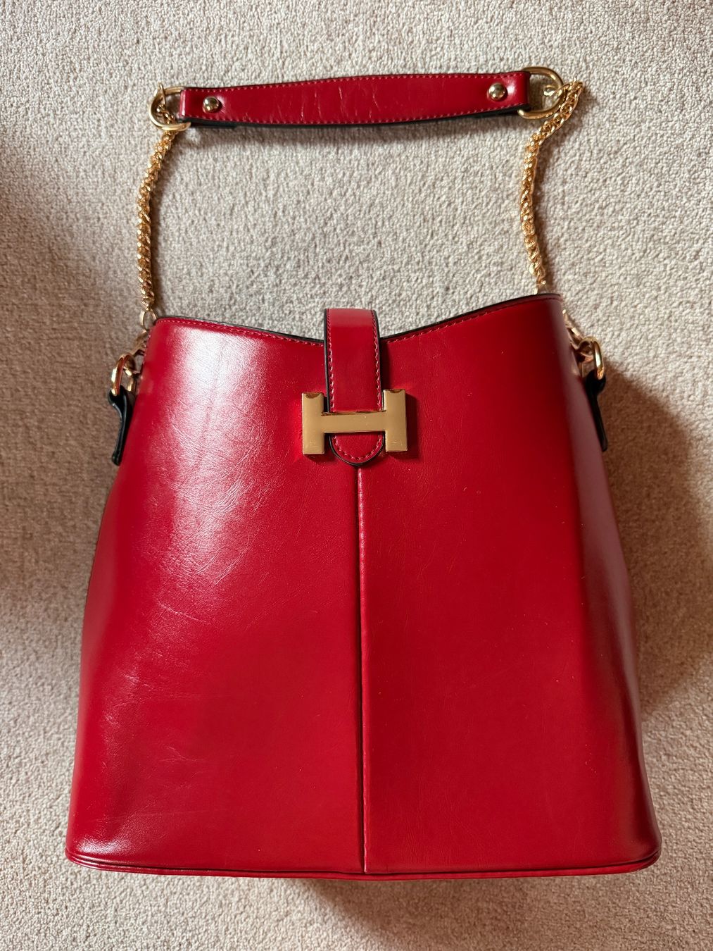 Borse da donna: Schultertasche, bordeaux, mit gold, neu – Nuovo (secondo la descrizione) da Zollikon venduto da into-the-west 1