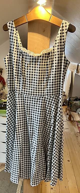 Vestiti: Rockabilly Kleider – Usato da Krauchthal venduto da Seraphina 2