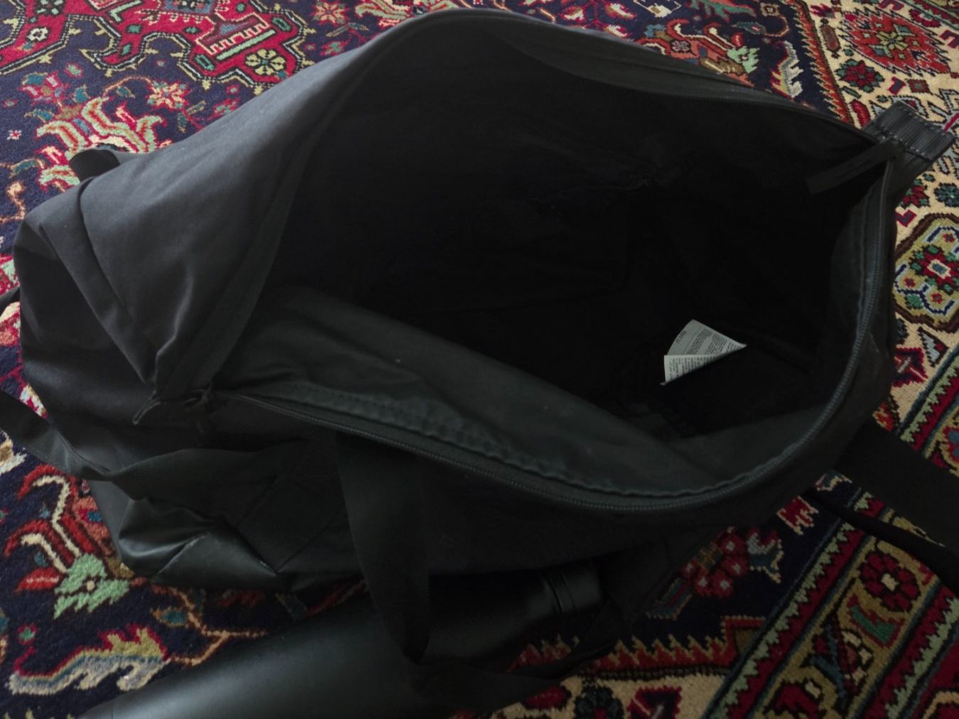 Nike Taschen: Nike Performance Sporttasche schwarz – Gebraucht aus Bonstetten von atiale 3