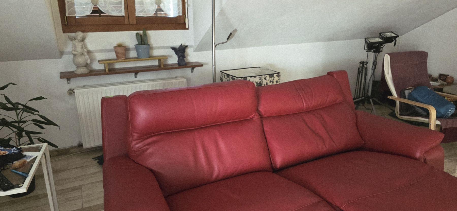 Divani: 3-Sitzer-Relaxsofa Leder Louvre – Usato da St. Pantaleon venduto da dor_5yzm 6