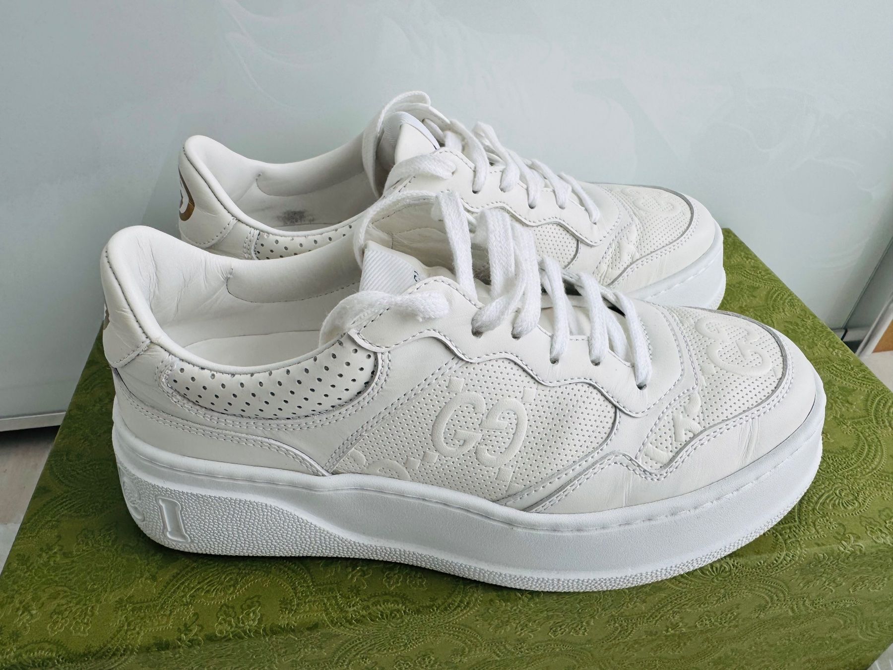 Gucci Damenschuhe: Gucci GG Platform Sneaker Weiss Gr. 37 – Gebraucht aus Amriswil von my-fashion