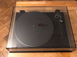 Thorens TD 2001 Plattenspieler