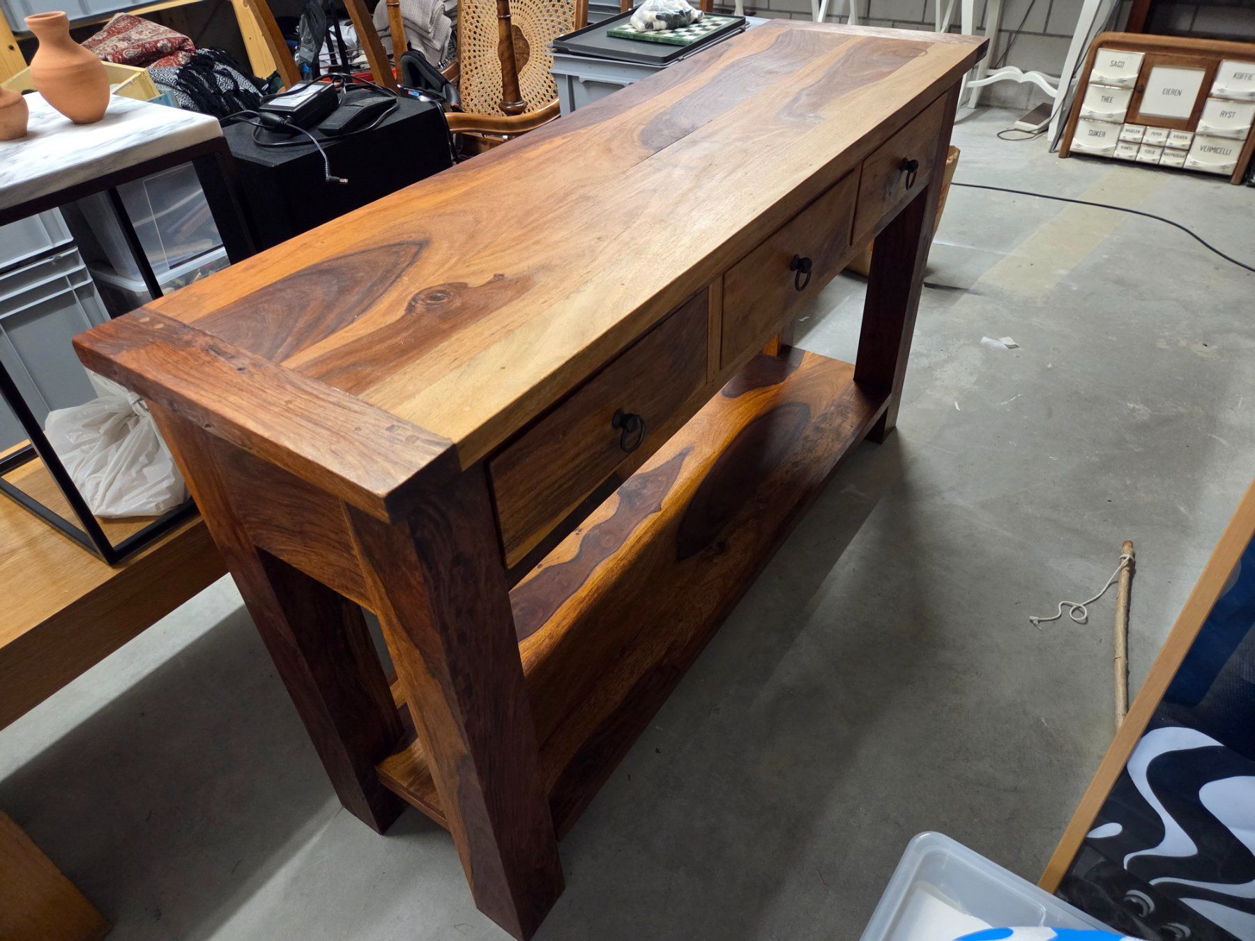 Console: Konsolentisch Holz mit 3 Schubladen – Usato da Ossingen venduto da Combeferre 2