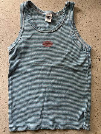 Débardeur petit bateau taille 138