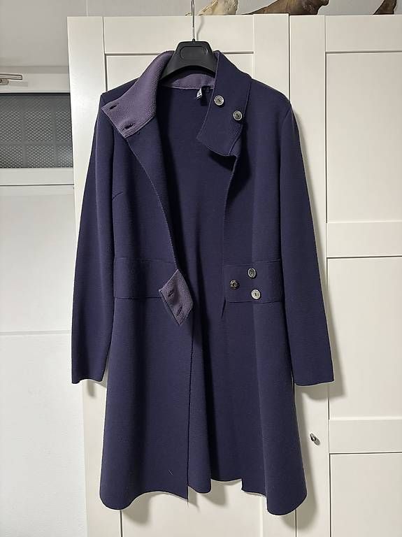 Mäntel: Cappotto donna elegante Ferrante – Gebraucht aus Soazza von afa_r6cx 1