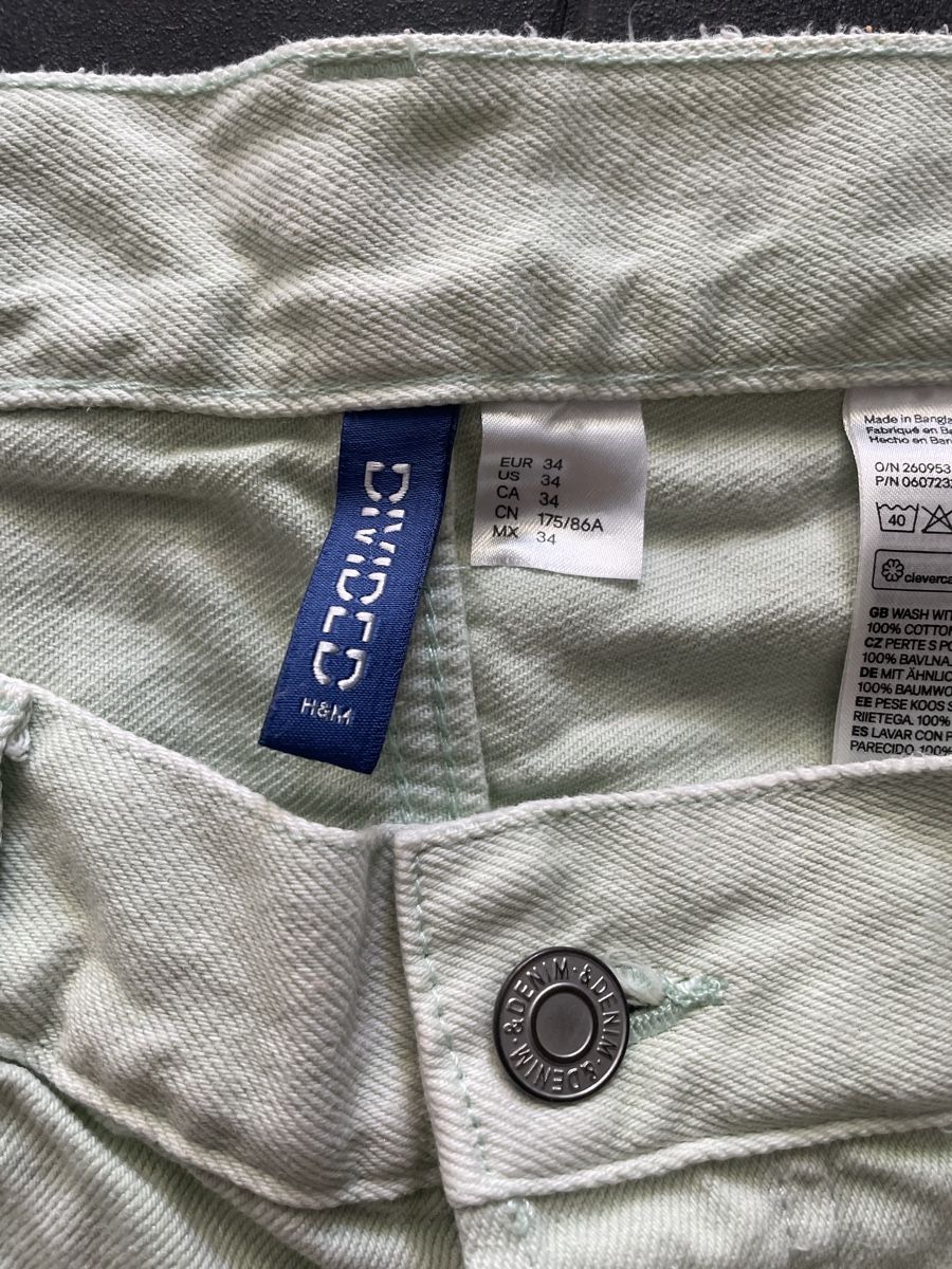 H&M Pantaloni: Kurze Hosen / Helles Grün – Usato da Büsserach venduto da SalebyGianni 1