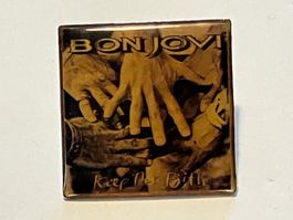 1 Pin Bon Jovi