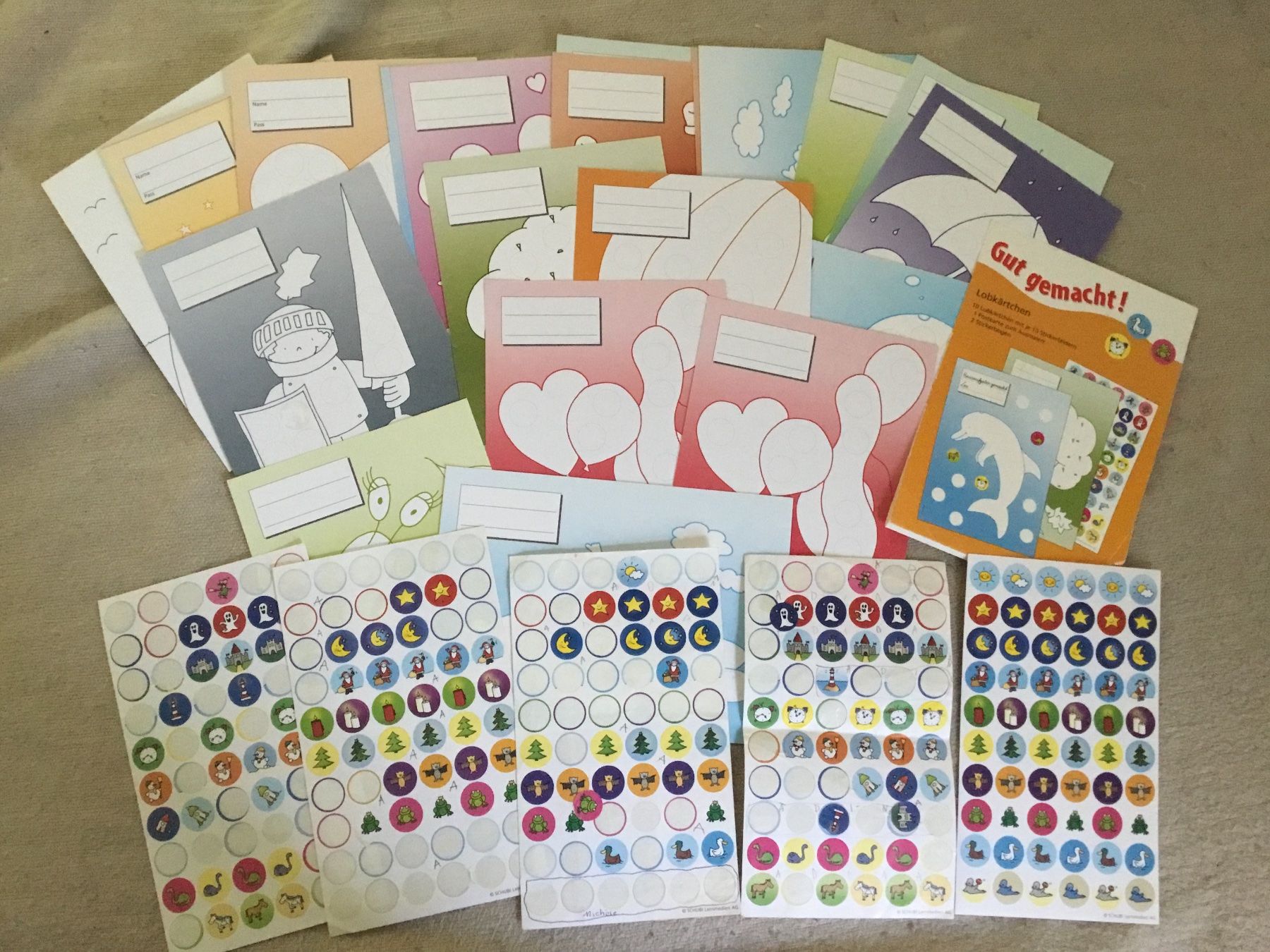 Sticker: 20 Lobkärtchen mit über 160 Stickern – Usato da Diessenhofen venduto da quinto9 1