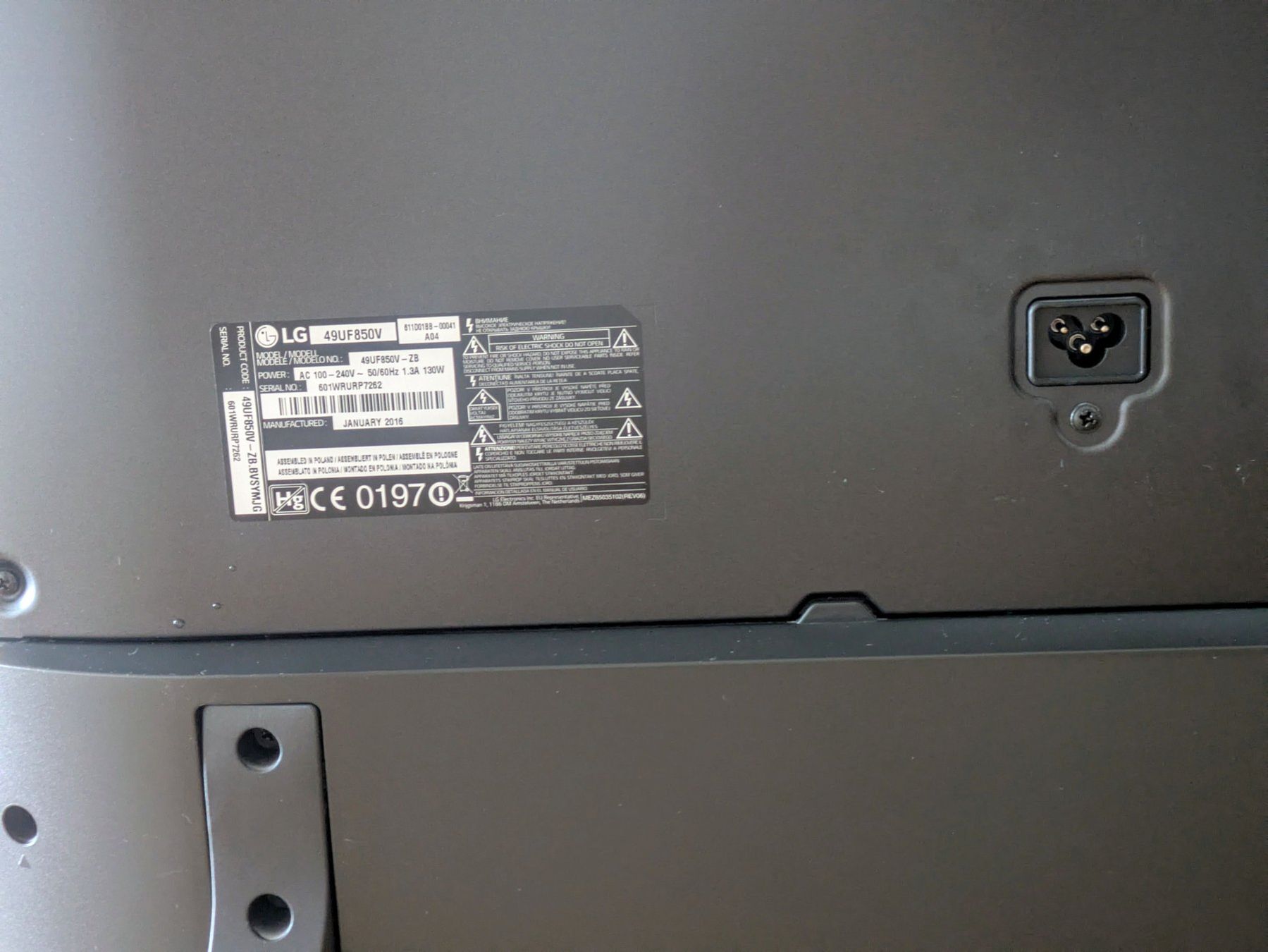 LG Fernseher: LG 49UF850V – Gebraucht aus Zürich von Mattasan 5