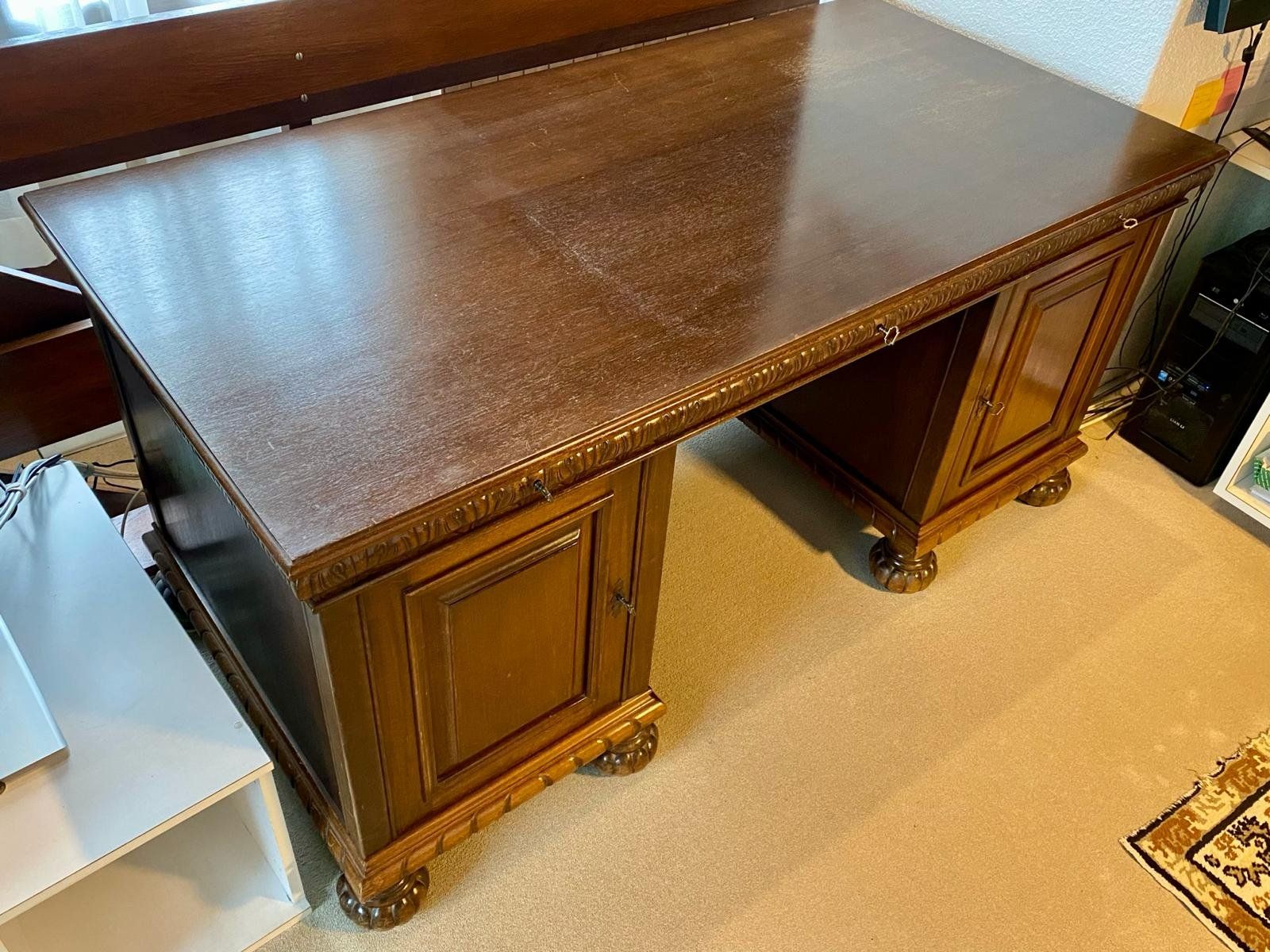 Scrivanie: Bürotisch Nussbaumholz - Louis XV – Usato da Hünenberg venduto da pma_dm5g 1