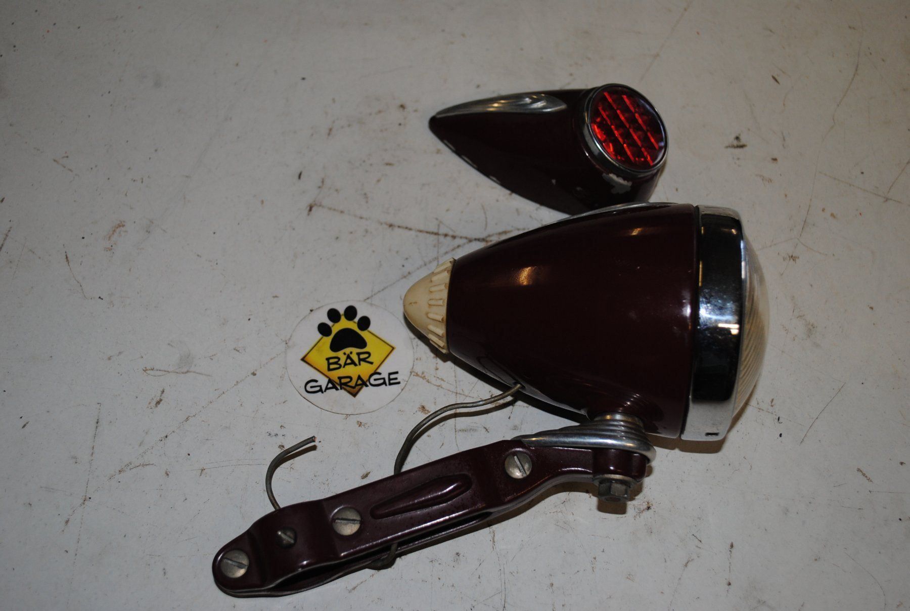 Pezzi di ricambio: Lampe Scheinwerfer Spezial Oldtimer Oldi Kunstwerk – Usato da Subingen venduto da Baergarage 6