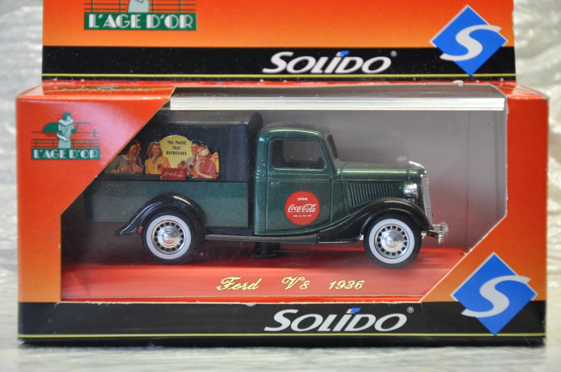 Solido Modellini d'auto: Ford Coca-Cola – Nuovo e nell'imballaggio originale da Ebnat-Kappel venduto da Aallerlei