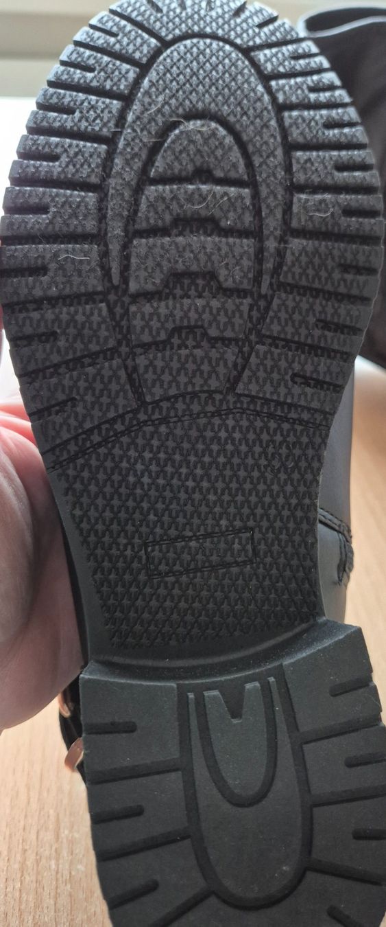Scarpe da donna: Winterschuhe, Stiefeli,Absatz 2,5 cm,grösse 38 schwarz, – Nuovo e nell'imballaggio originale da Oberbuchsiten venduto da hundesalon-nadja 3