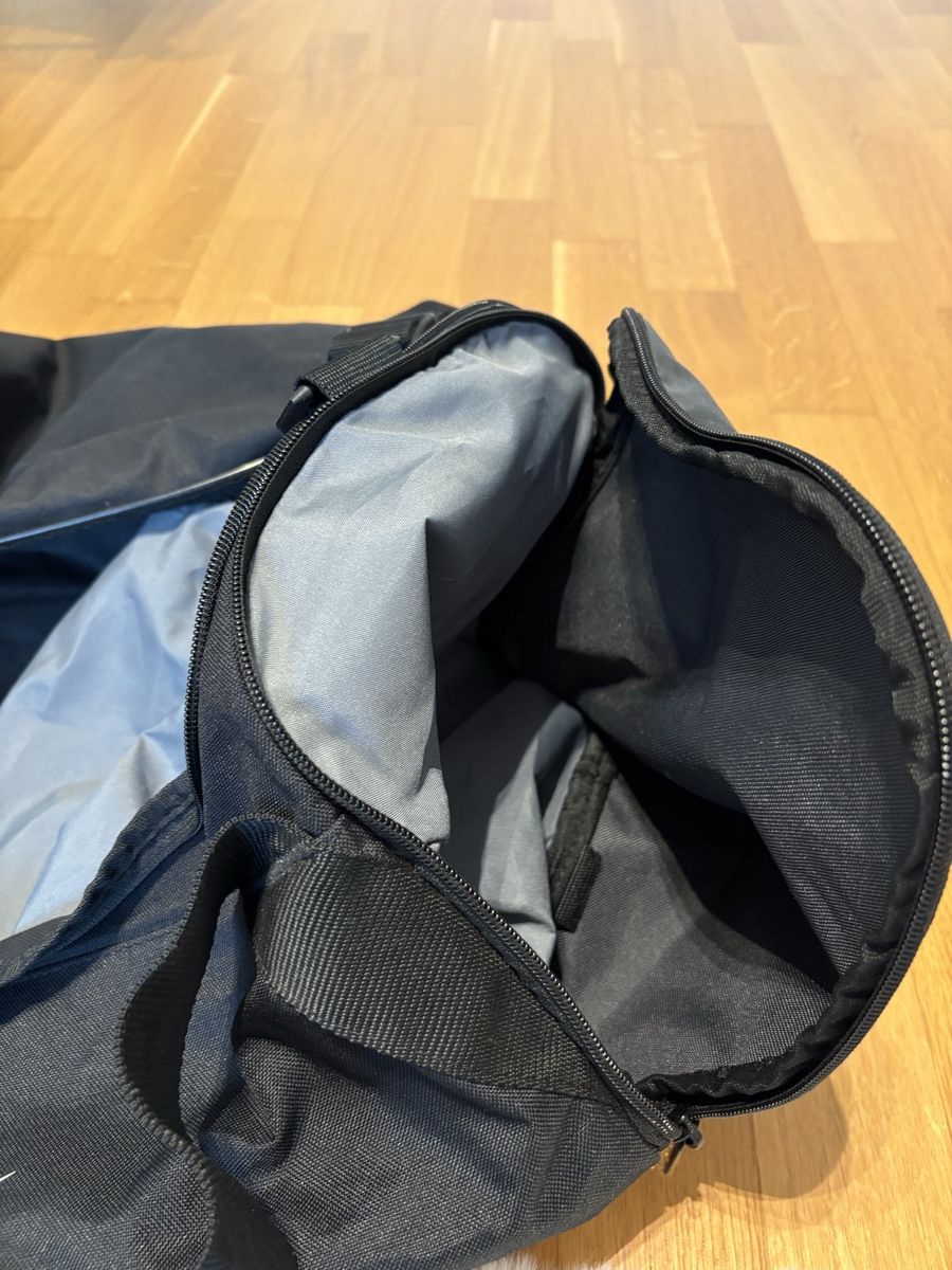 Nike Borse: Nike Sporttasche Schwarz – Nuovo (secondo la descrizione) da Zeihen venduto da Nolu03 2