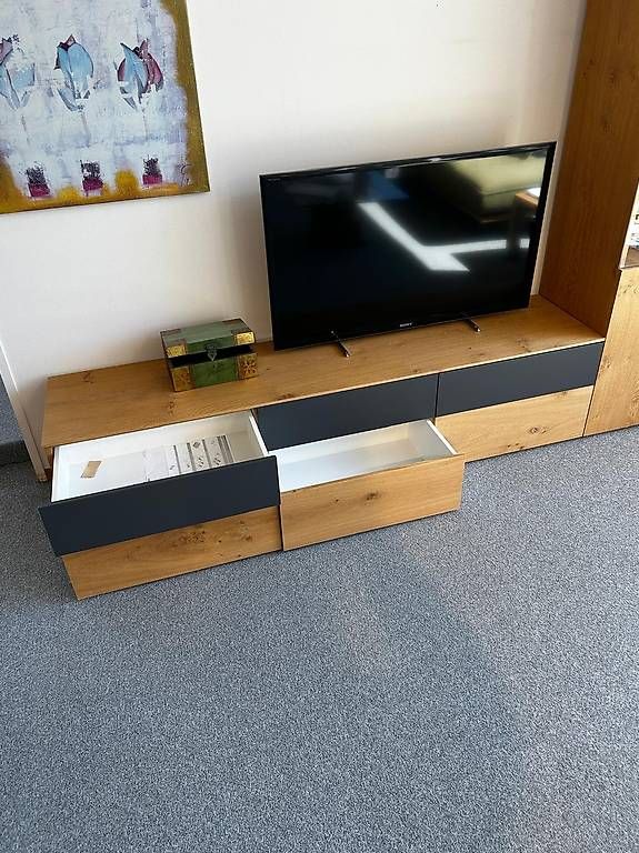 Mobili TV: Wohnmöbel / Eigenanfertigung – Nuovo e nell'imballaggio originale da Urtenen-Schönbühl venduto da wohnstudio_haller 2