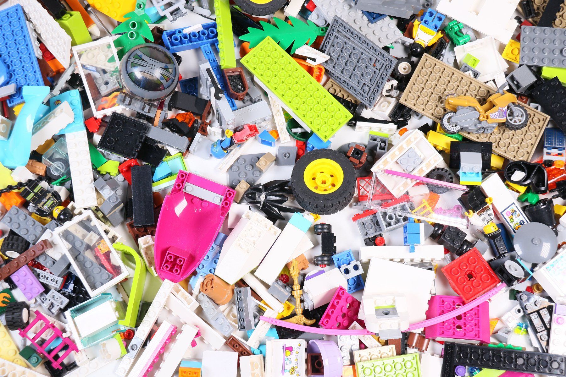Lego Kit di costruzioni: 1.5 kg. Legoteile mit Minifiguren – Usato da Hettlingen venduto da Scholi99 1
