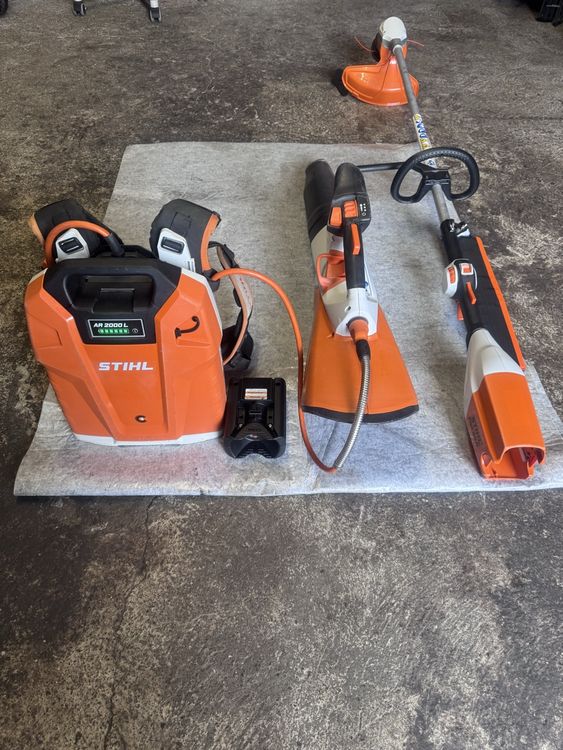 Produktbild von STIHL Akku-Adapter AP – Für Geräte Mit Akku-Schacht, Kompatibel Mit AR1000–3000 & AP100–300