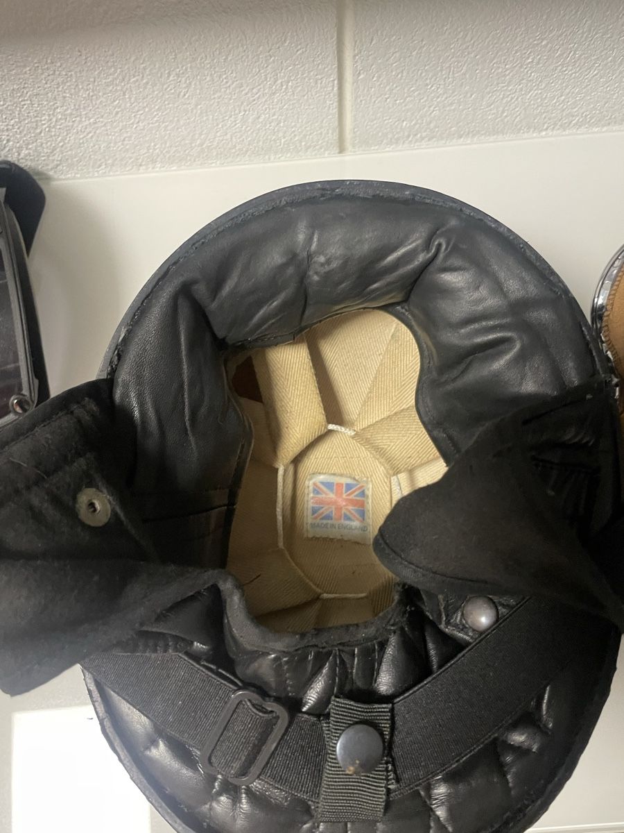Casques & visières: Motorradhelm Davida Gr M  – D'occasion à Lausen par artehome 1