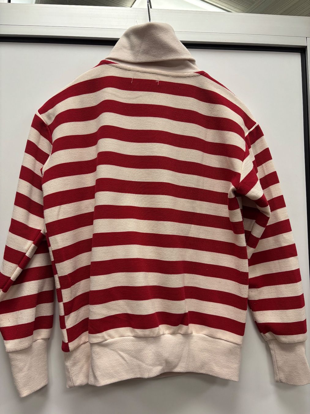 Maglioni & Felpe: Cooler Pullover gestreift - rot/beige - Gr. S – Usato da Brügg BE venduto da rutschimedizin 2
