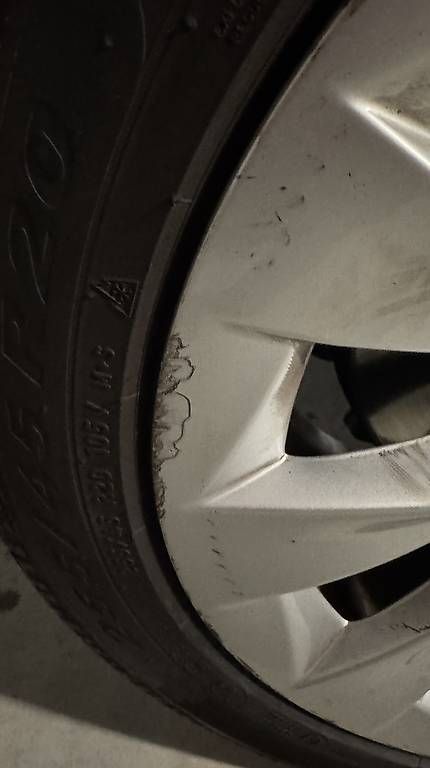 Cerchioni: Original gebrauchte Tesla Model X Slipstream 20" Felgen – Usato da Lenzburg venduto da jit.gmbh 1