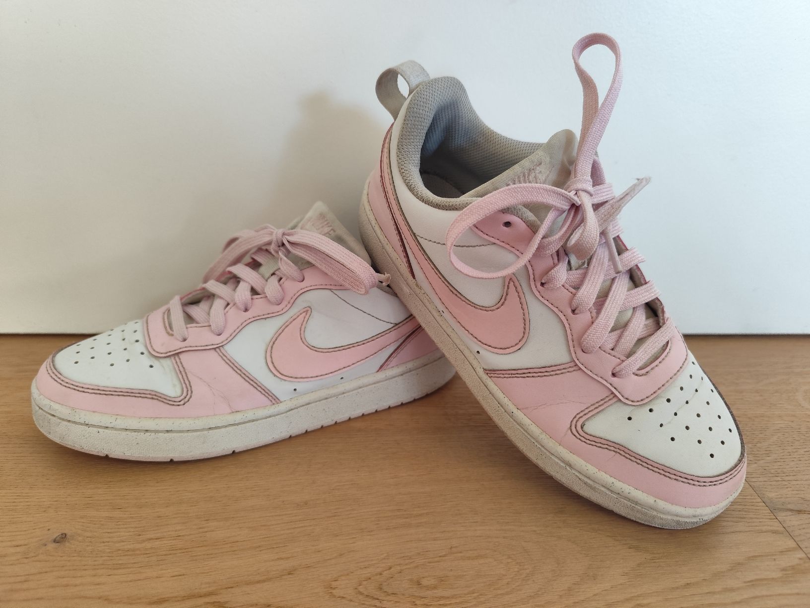 Nike Chaussures filles: Nike dunk low rosa – D'occasion à Hindelbank par Pooky82