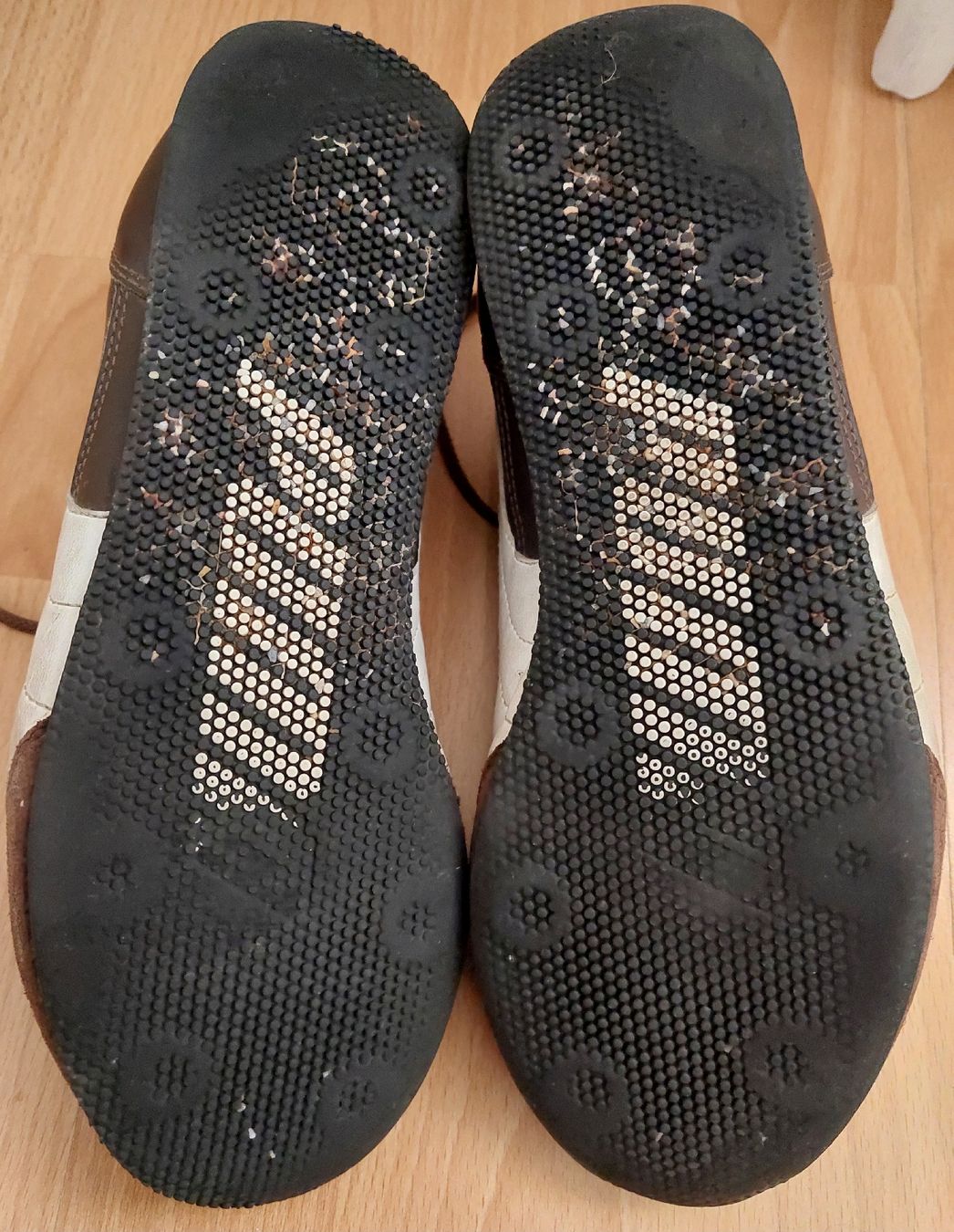 Scarpe da uomo: Puma Sneakers Brown Leather Gr. 36,5 – Usato da Watt venduto da Tomaf 2