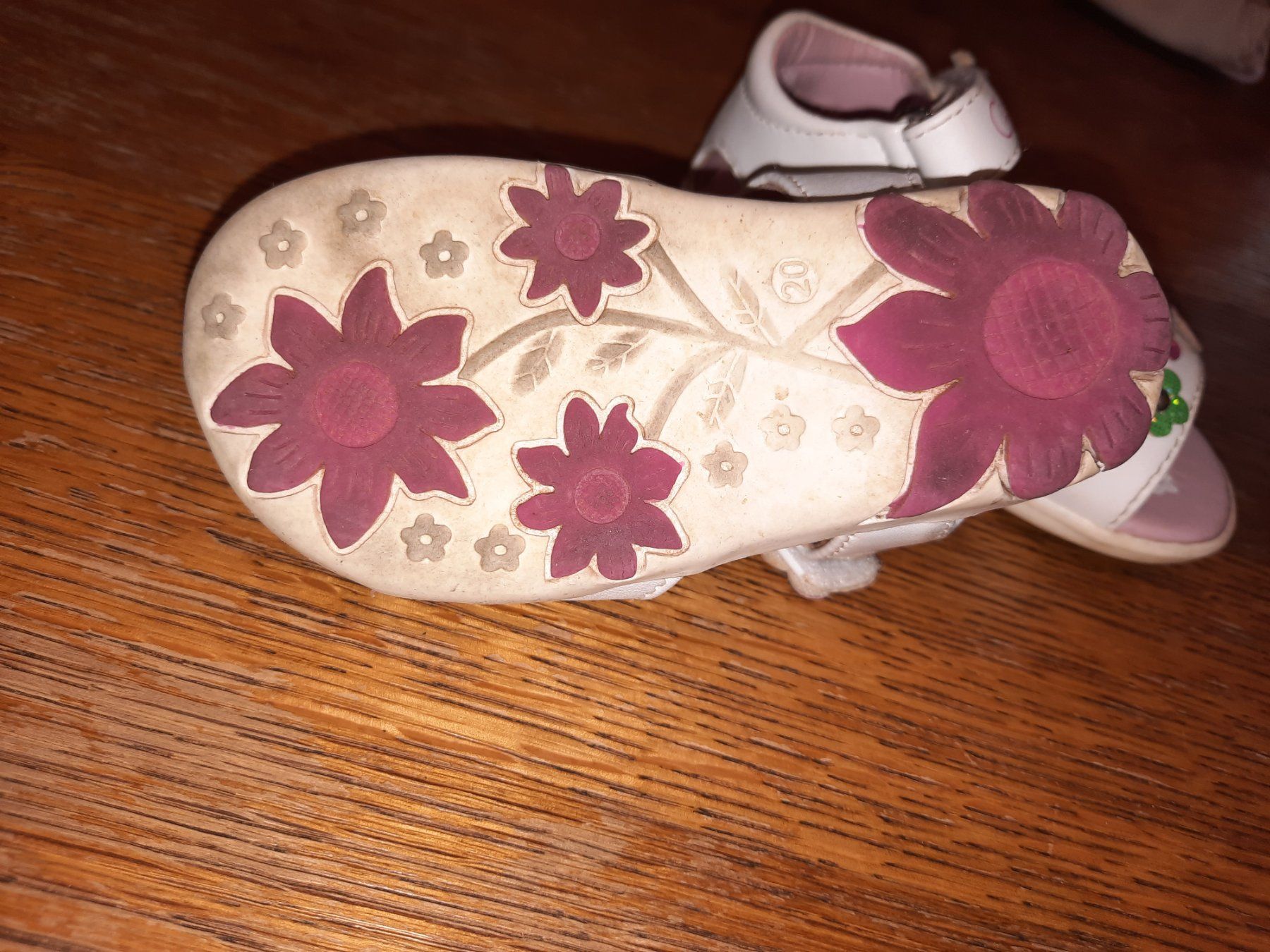 Scarpe per ragazzi: Sandalen in der Grösse 20 – Usato da Reiden venduto da armand8 2