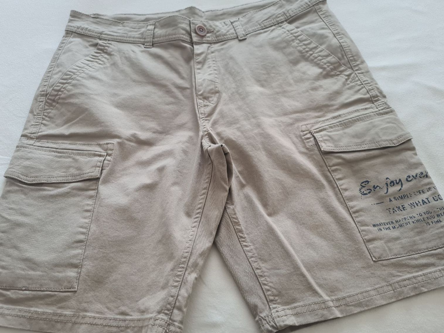 Pantalons: Shorts Gr. 40 Hellbraun – D'occasion à Steinen par turbogeiss99