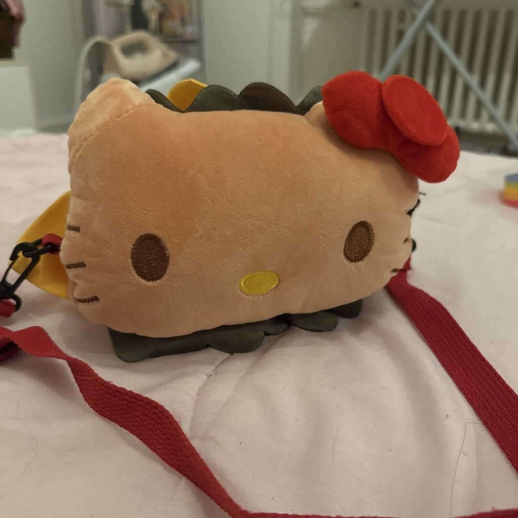 Borse da donna: Hello Kitty Burger Bag – Nuovo (secondo la descrizione) da Bern venduto da Bibimyeon 1