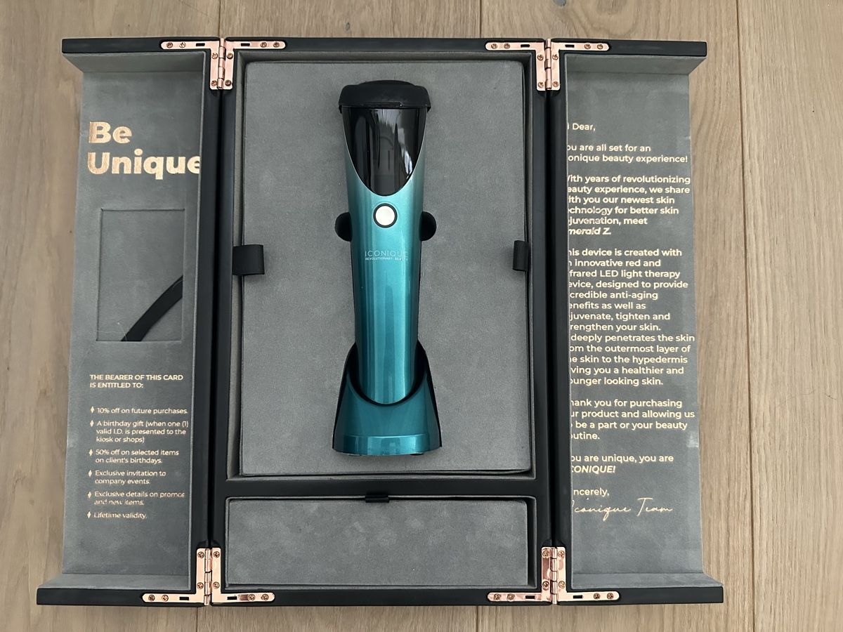 Cura del viso: Iconique Revolutionary Beauty – Usato da Altendorf venduto da Quietwater 1