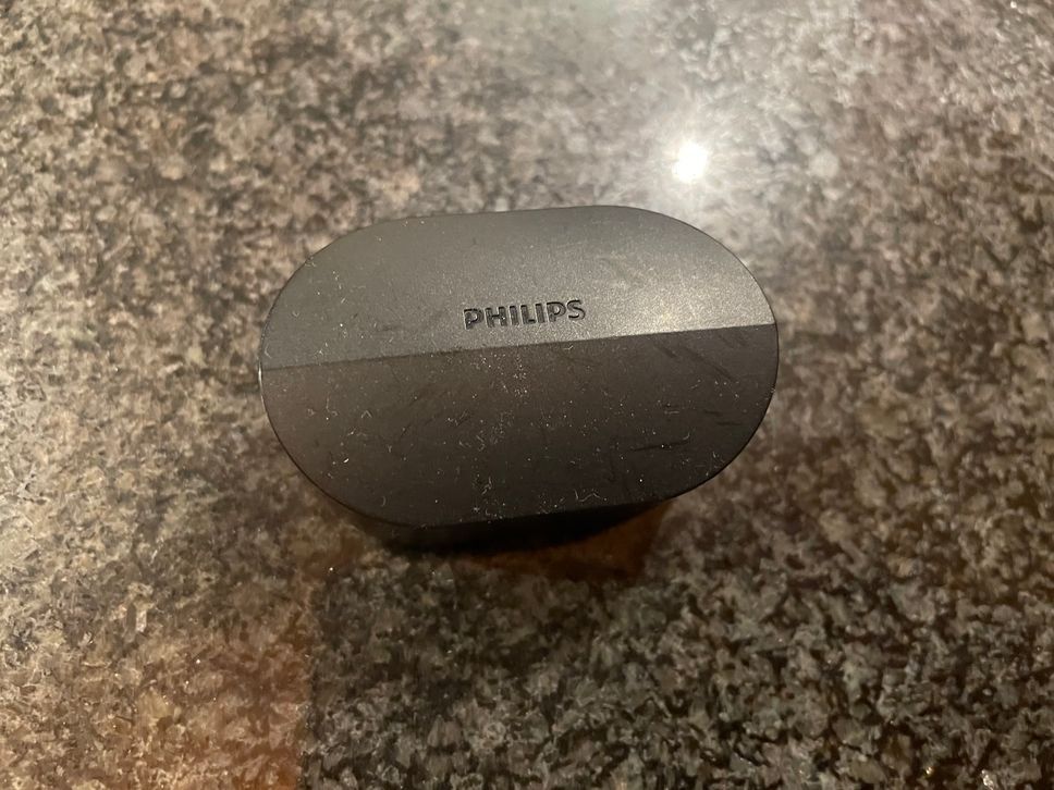 Philips Kopfhörer: Philips earbuds schwarz – Gebraucht aus Bergdietikon von antovale 1