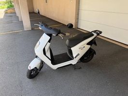 Honda EM1E + Chargeur 
