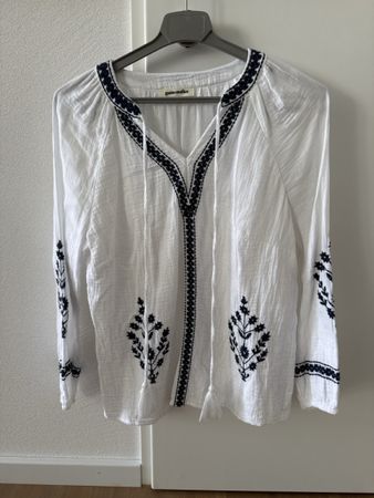 Bluse weiss Grösse 36 mit Stickerei von grain de malice