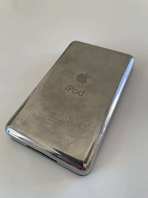Apple Tragbarer Mediaplayer: iPod Classic 6. Generation 160 GB – Gebraucht aus Bern von ckna3005 1
