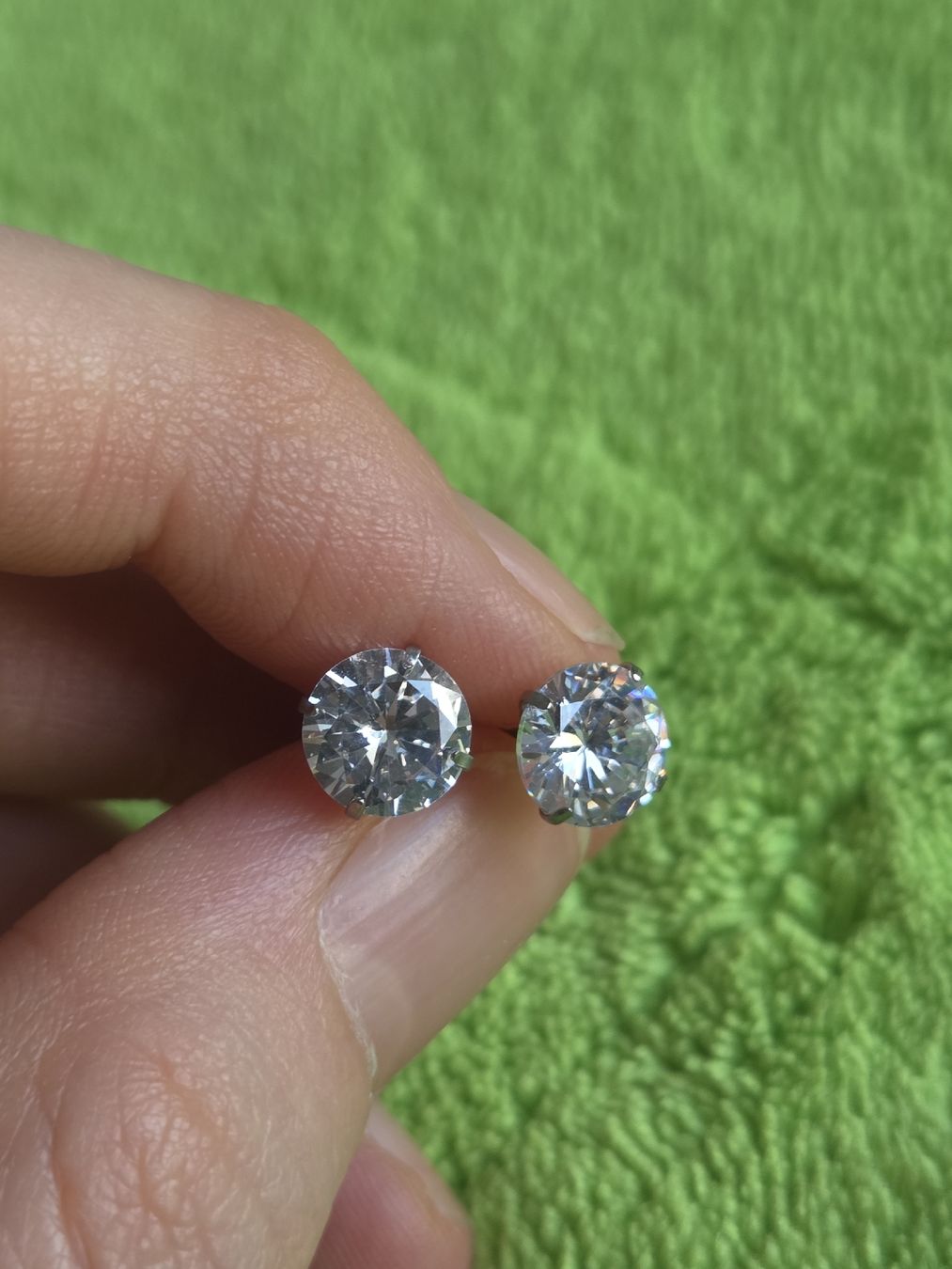 Gattaiole: Ohrringe Diamanten – Nuovo (secondo la descrizione) da Rickenbach-Sulz venduto da Bacardibabe