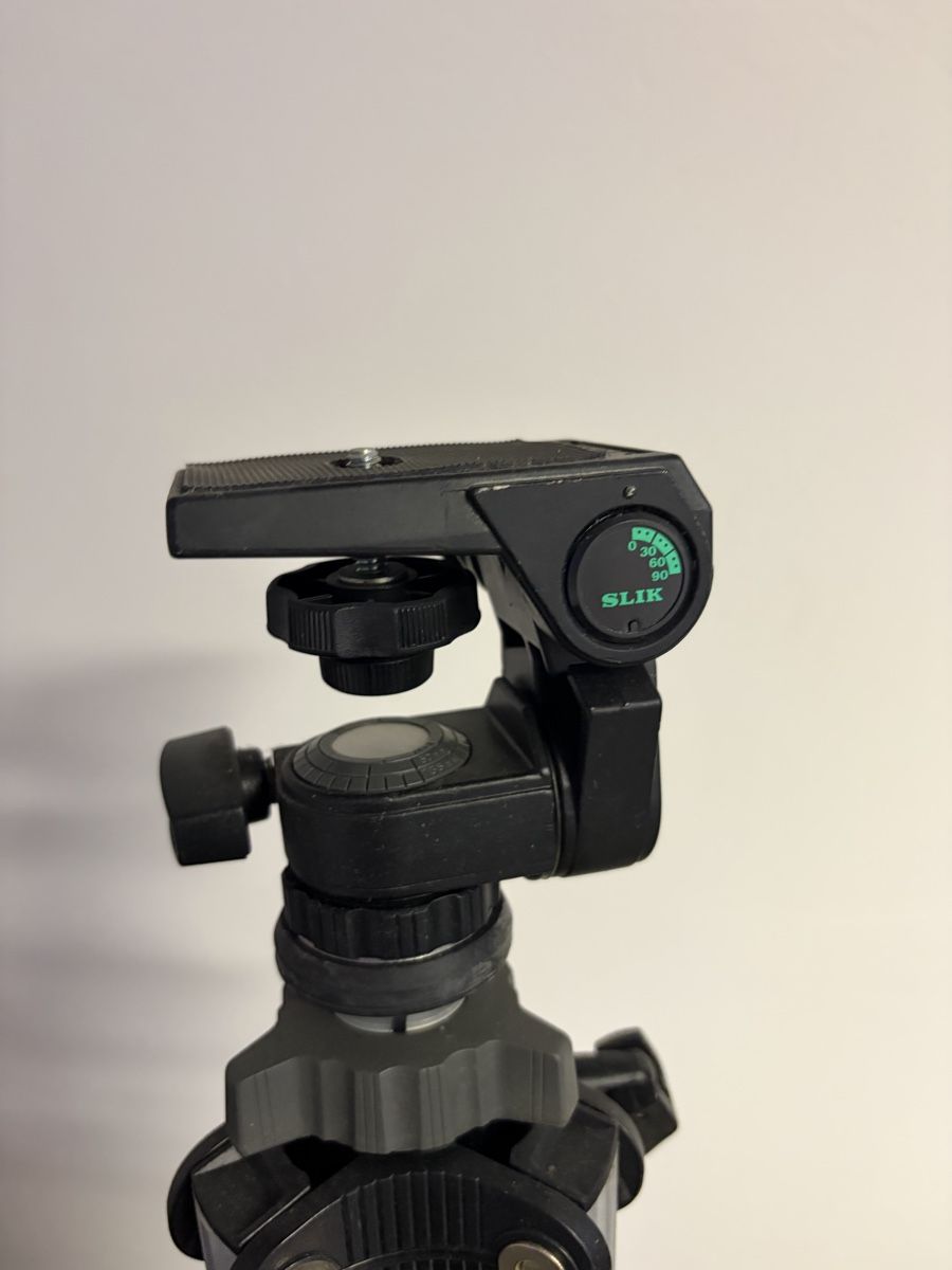 Treppiedi & Teste: Stativ / Tripod Aluminium – Usato da Wildegg venduto da Ninoschaerer2000 2