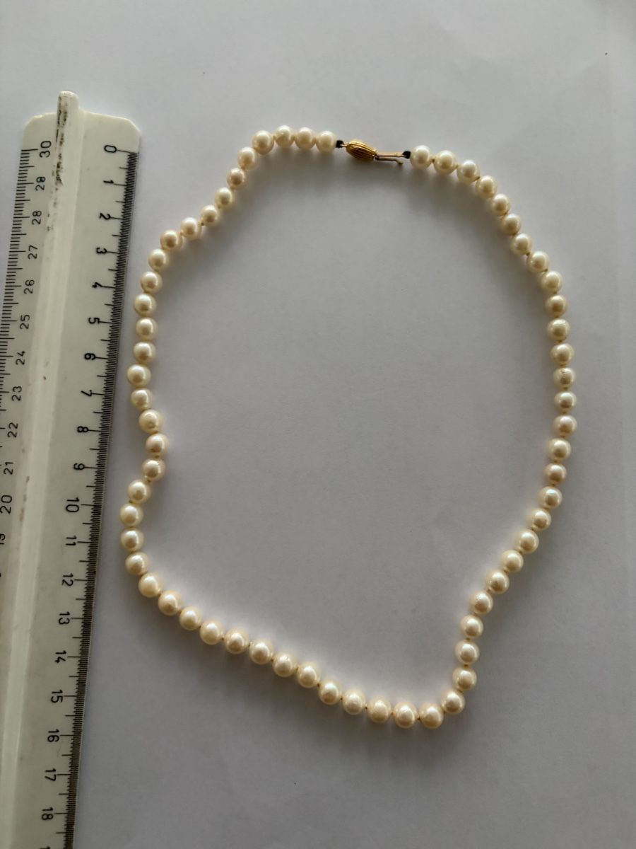 Catenine: Collier perles avec poinçon 750 – Usato da Echallens venduto da JAR69 1