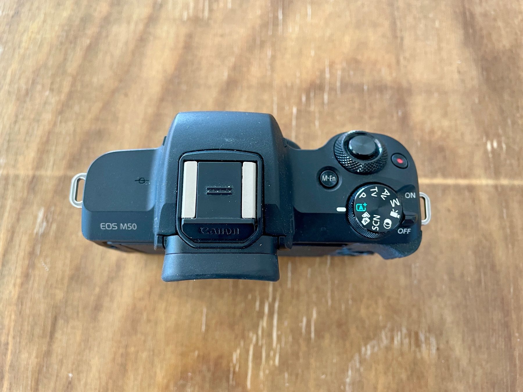 Canon Fotocamera: Canon EOS M50 Systemkamera mit 3 Objektiven – Usato da Oberengstringen venduto da Spiderrrman 2