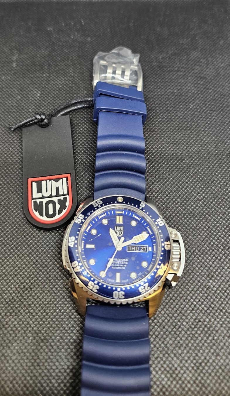 Luminox Orologi: Luminox Automatic Diver 500M Serie 1580 Blau inkl. USB – Nuovo (secondo la descrizione) da Wangen an der Aare venduto da RetroKontor 4