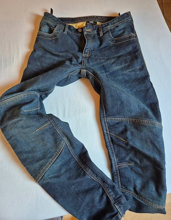 Hosen: Motorradhose -  Jeans  Gr. 29/32 – Gebraucht aus Vinelz von Mon_c5cg
